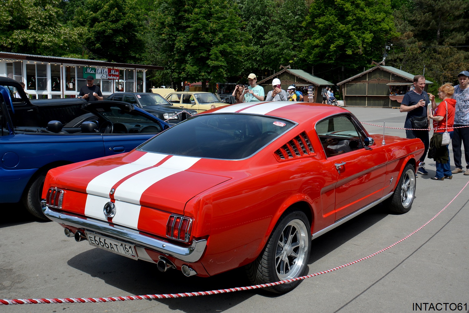 Ростовская область, № Е 666 АТ 161 — Ford Mustang (1G) '65-73; Ростовская область — Retro Motor Show_2026_Май
