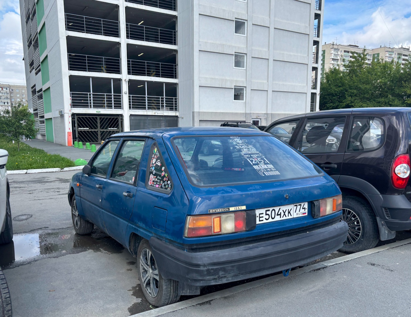 Челябинская область, № Е 504 ХК 774 — Иж-2126-030 '98-05