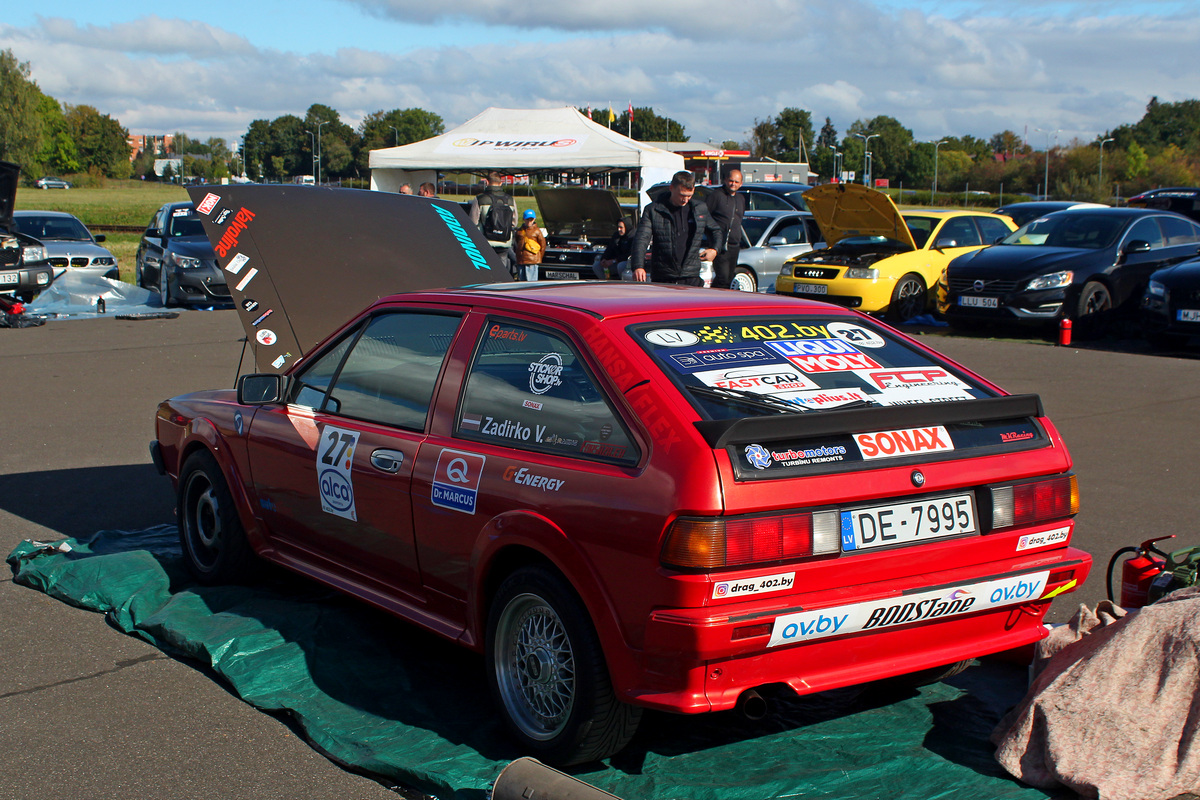 Латвия, № DE-7995 — Volkswagen Scirocco (2G) '81-92; Литва — Retro mugė 2025 ruduo