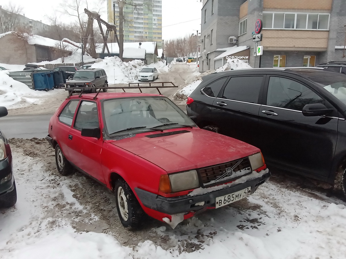 Кировская область, № В 685 МУ 43 — Volvo 343 '76-91