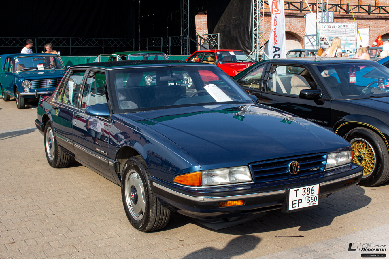 Московская область, № Т 386 ЕР 550 — Pontiac Bonneville (8G) '87-91; Тульская область — Автомобильный фестиваль "Автострада — 2026"
