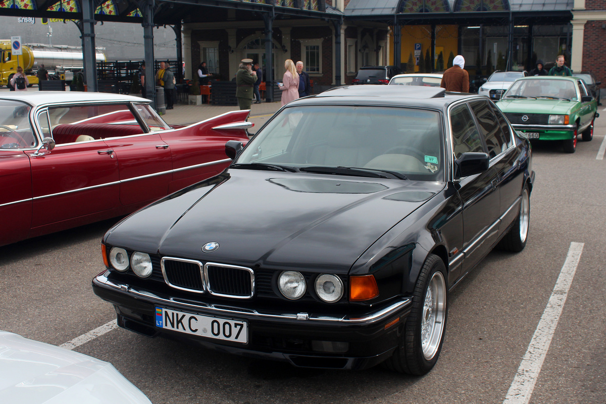 Литва, № NKC 007 — BMW 7 Series (E32) '86-94; Литва — Classic Auto Show Kaunas 2025