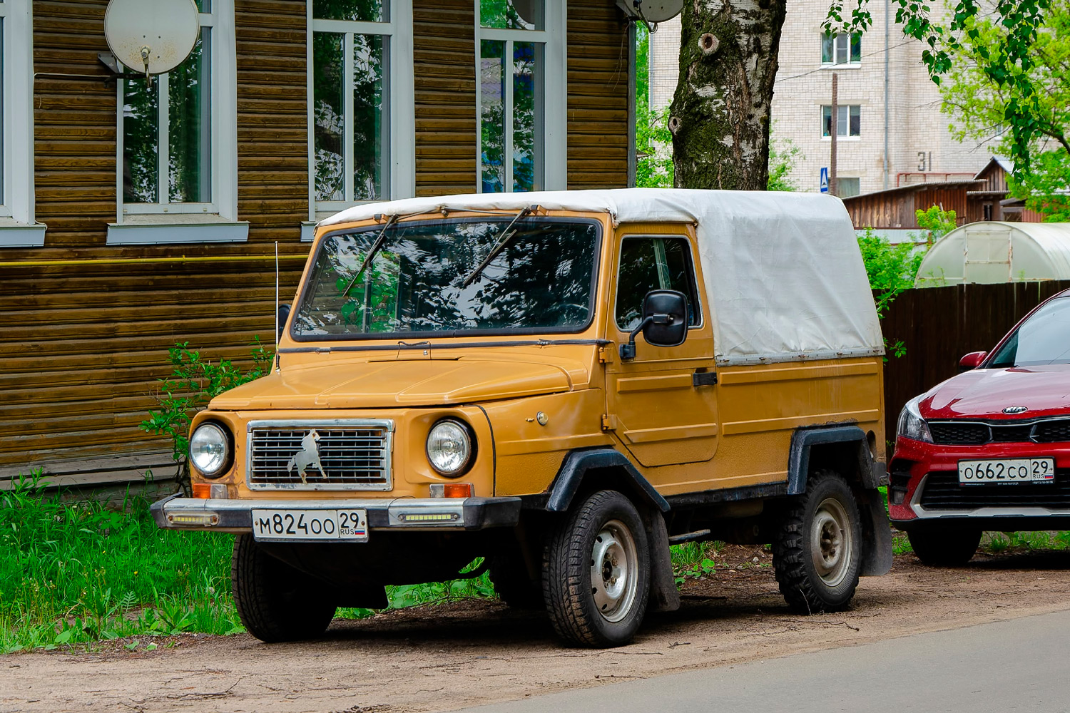 Архангельская область, № М 824 ОО 29 — ЛуАЗ-969М '79-96