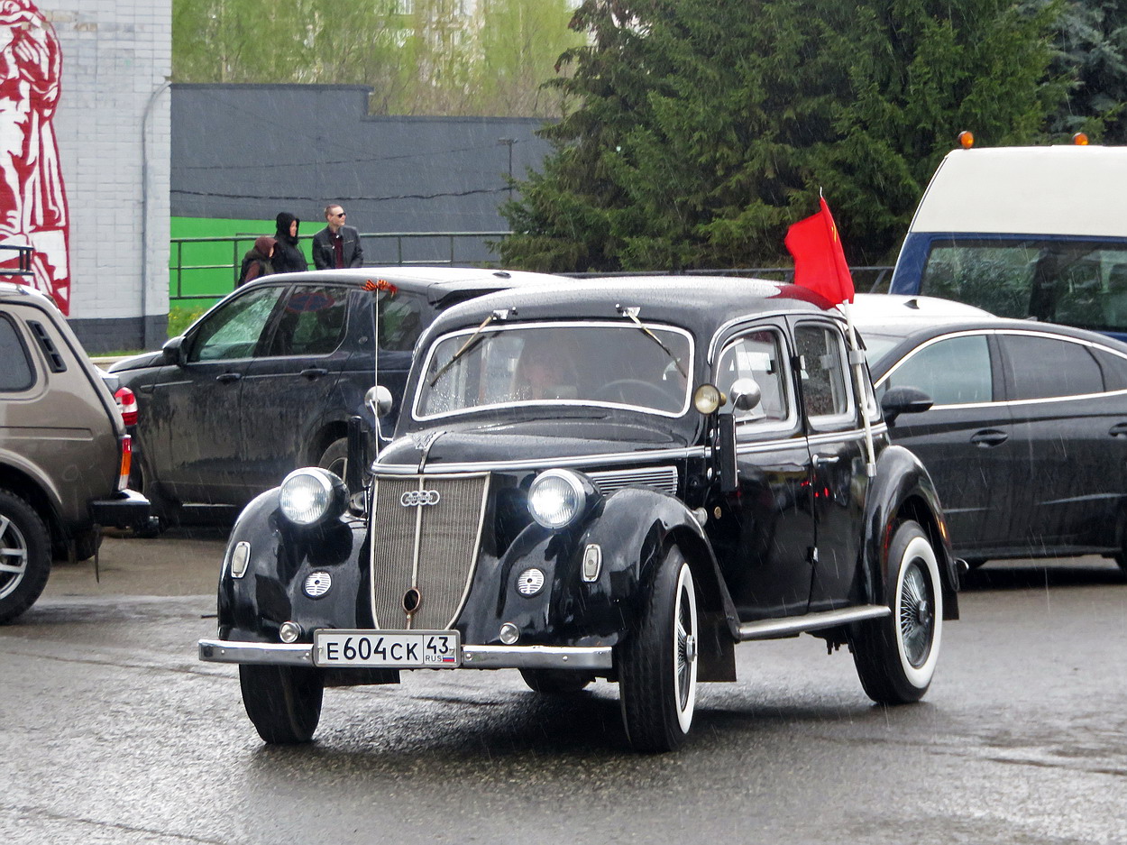 Кировская область, № Е 604 СК 43 — Wanderer W24 '37-40; Кировская область — Выставка ретро-автомобилей в Кирове в честь Дня Победы 9 мая 2026 года