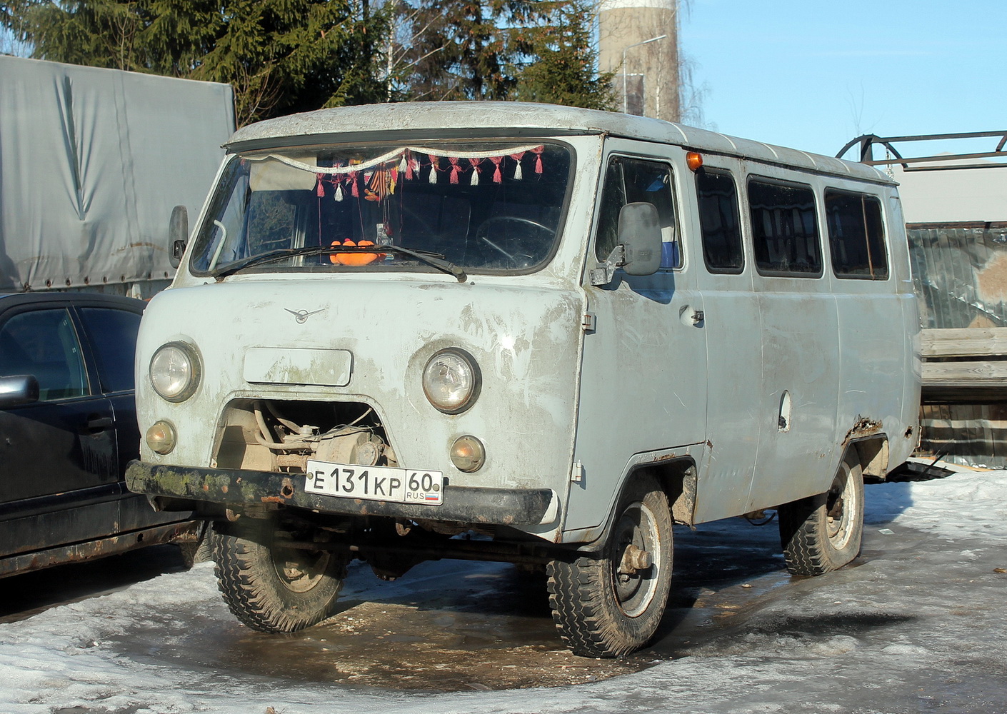 Псковская область, № Е 131 КР 60 — УАЗ-2206 '85-03