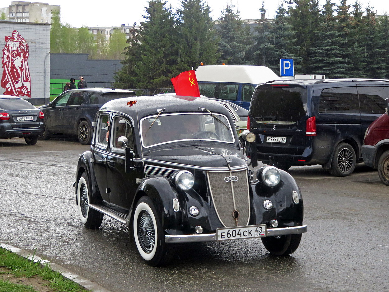 Кировская область, № Е 604 СК 43 — Wanderer W24 '37-40; Кировская область — Выставка ретро-автомобилей в Кирове в честь Дня Победы 9 мая 2026 года