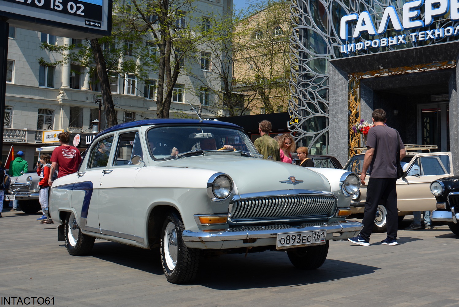 Ростовская область, № О 893 ЕС 761 — ГАЗ-21Р Волга '65-70; Ростовская область — 9 Мая Ростов-на-Дону 2026 г.