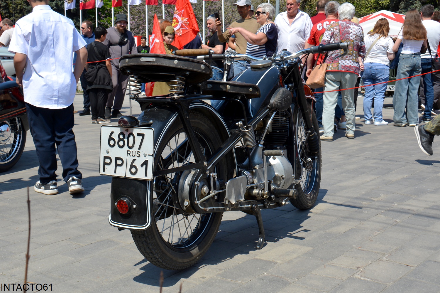 Ростовская область, № 6807 РР 61 — BMW R 35 '37-55; Ростовская область — 9 Мая Ростов-на-Дону 2026 г.
