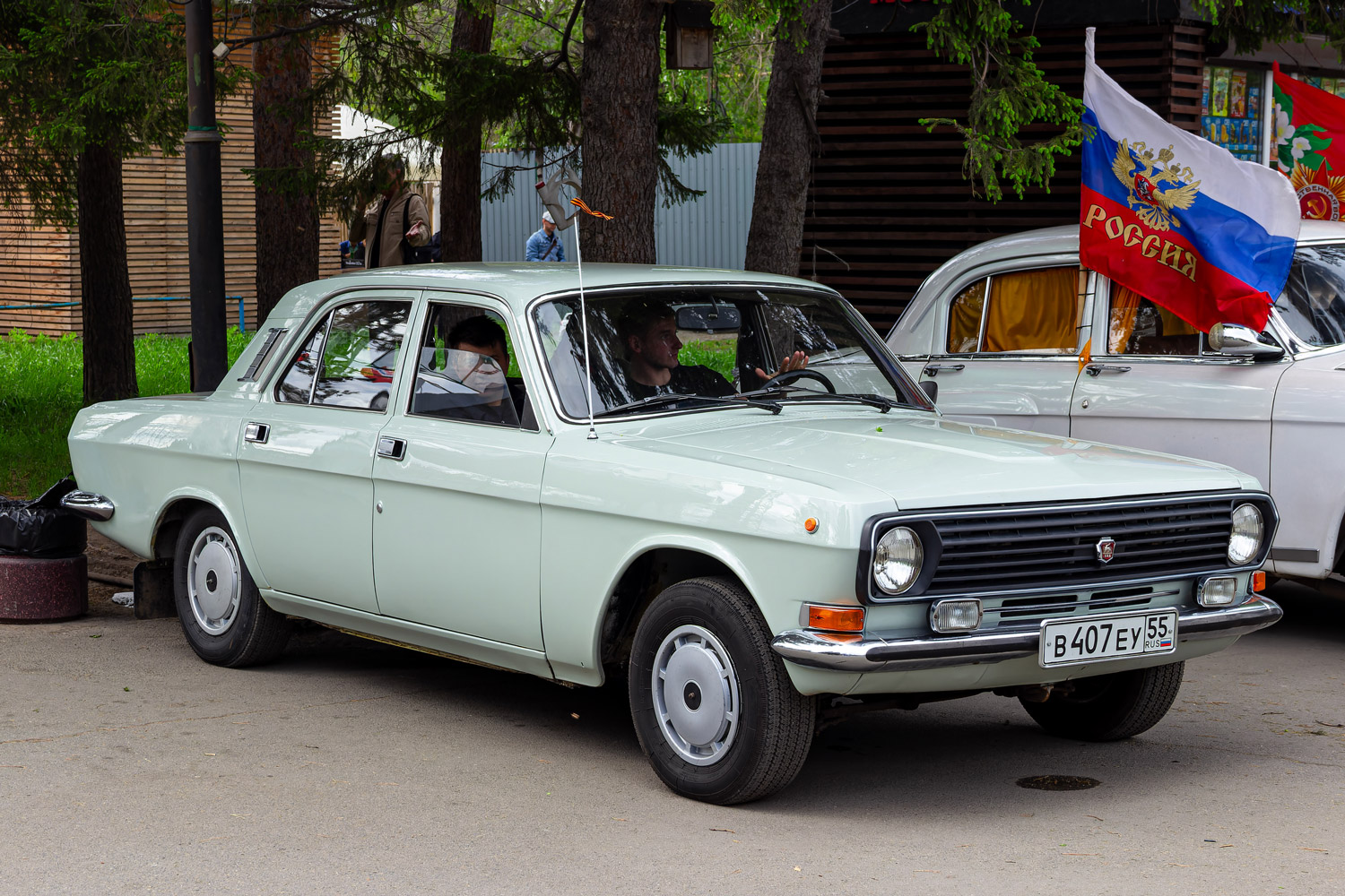 Омская область, № В 407 ЕУ 55 — ГАЗ-24-10 Волга '85-92; Омская область — Выставка 9 мая 2026 г.