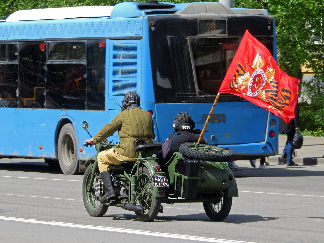 Кировская область, № 4657 АТ 43 — ИМЗ М-72 '41-60; Кировская область — Выставка ретро-автомобилей в Кирове в честь Дня Победы 9 мая 2026 года