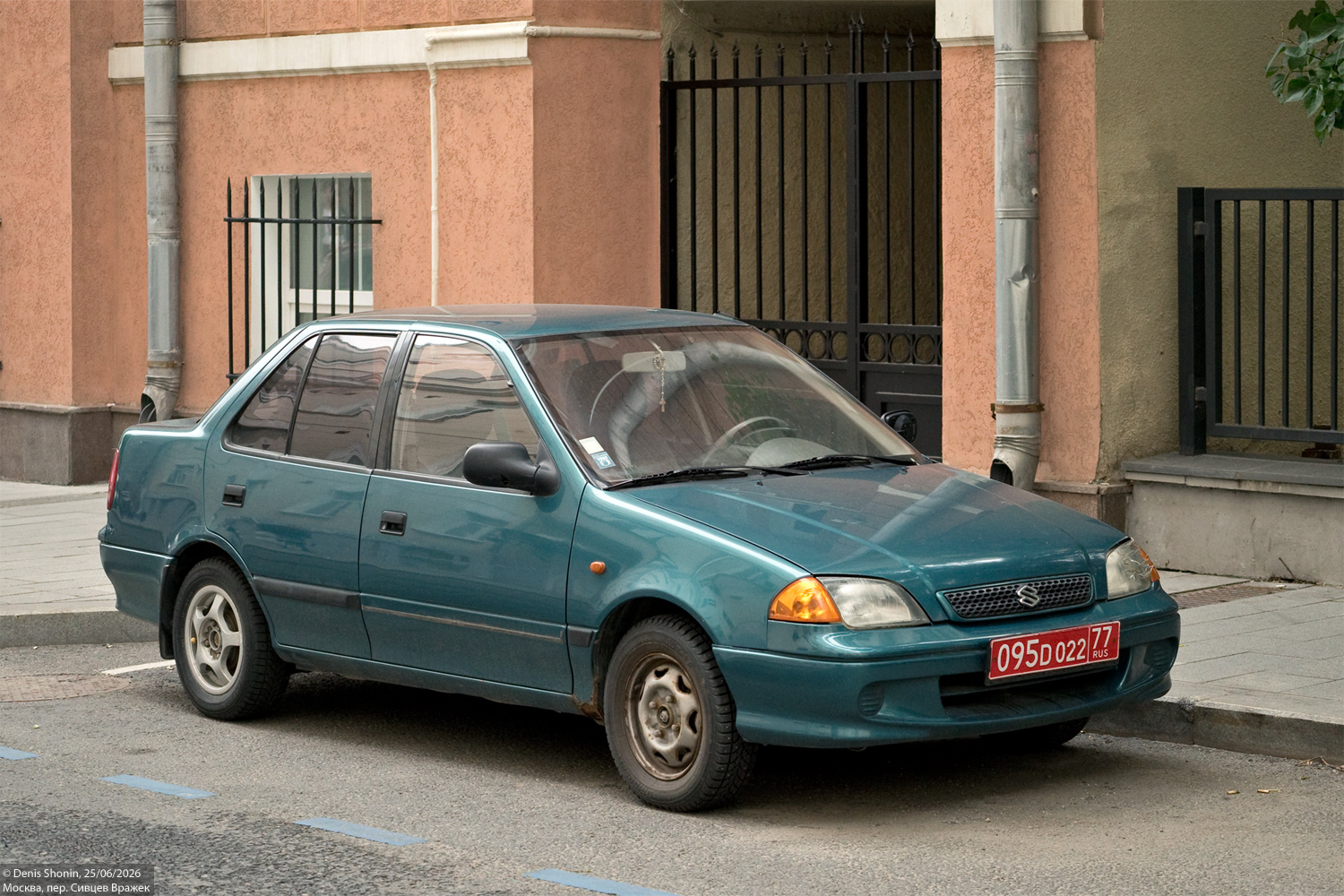 Москва, № 095D 022 77 — Suzuki Swift (SF) '88-04