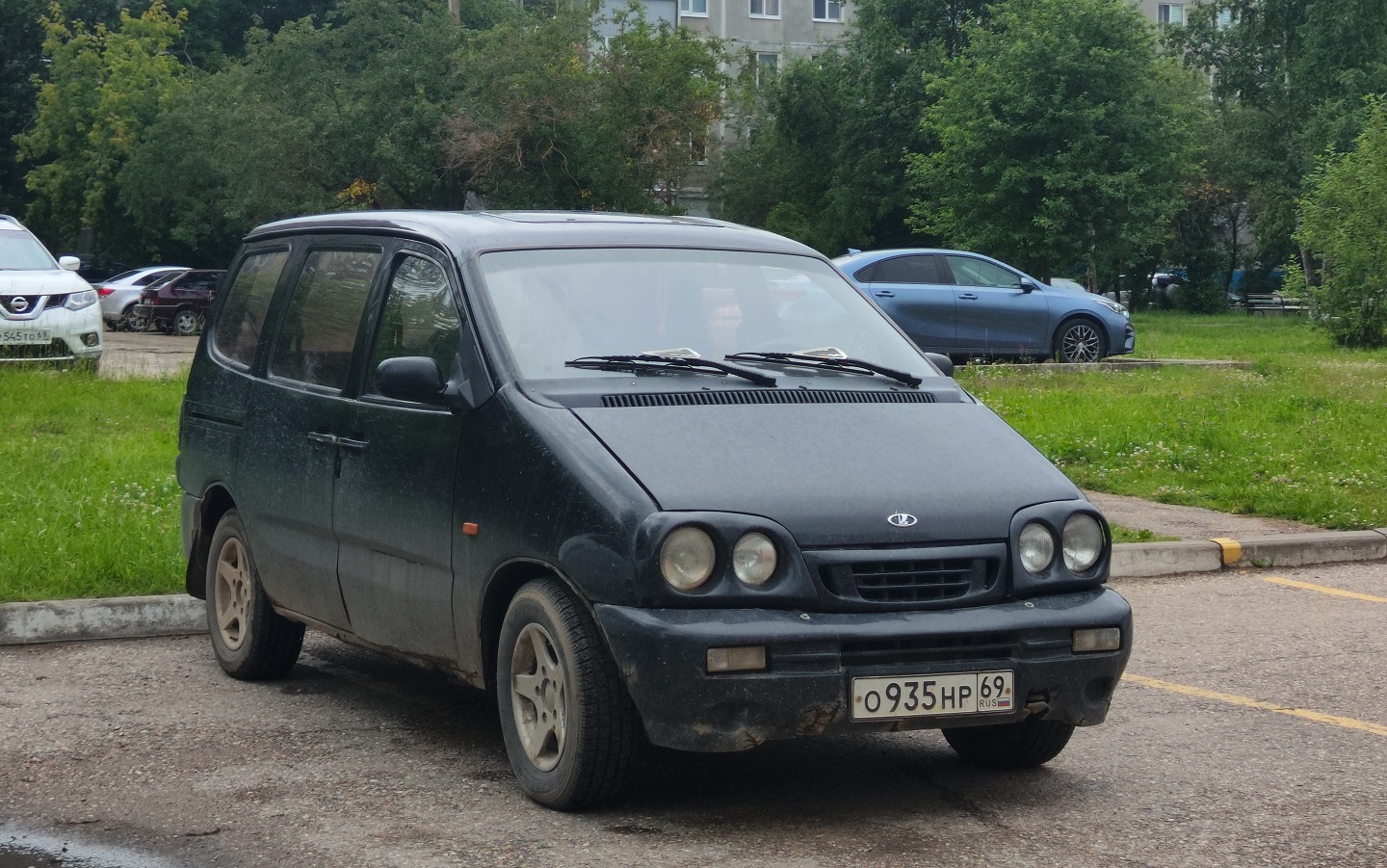 Тверская область, № О 935 НР 69 — ВАЗ-2120 Надежда '98-02