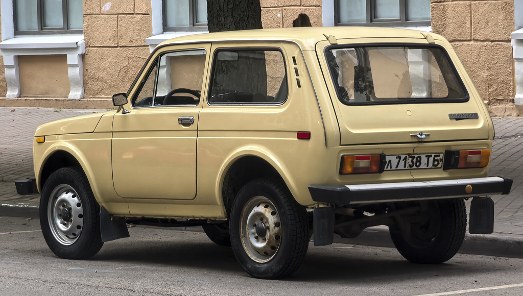 Татарстан, № Л 7138 ТБ — ВАЗ-2121 Нива '77-94