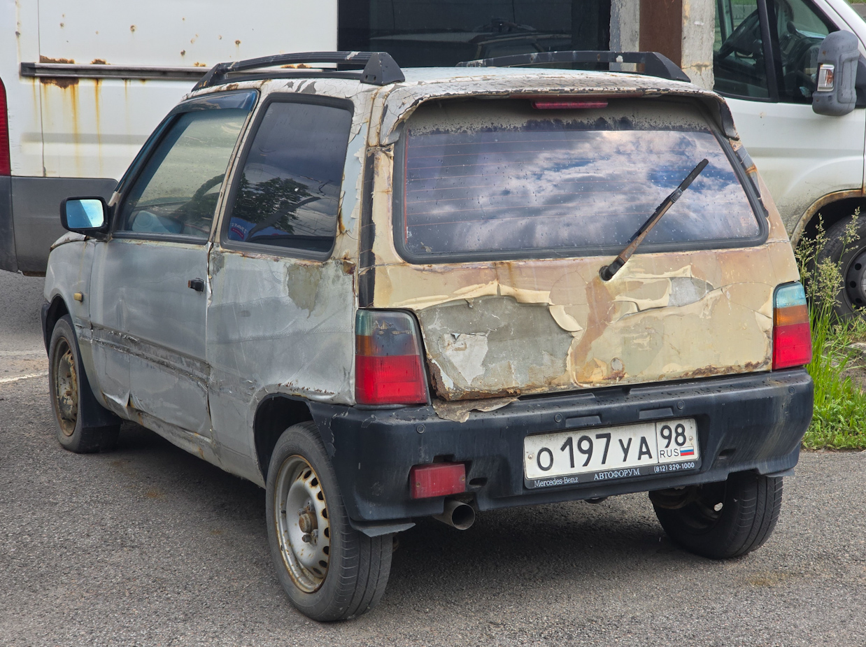 Санкт-Петербург, № О 197 УА 98 — ВАЗ-11113 (ЗМА) '96-06