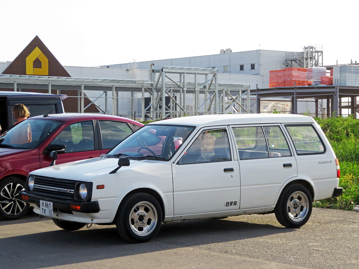 Кировская область, № Х 861 ТК 43 — Nissan AD (B11) '82-90