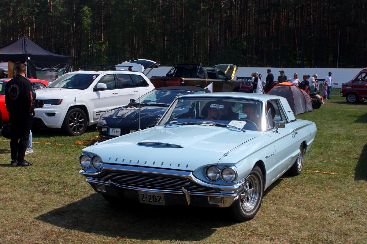 Литва, № Z-202 — Ford Thunderbird (4G) '64-66; Литва — American Spirit 2025