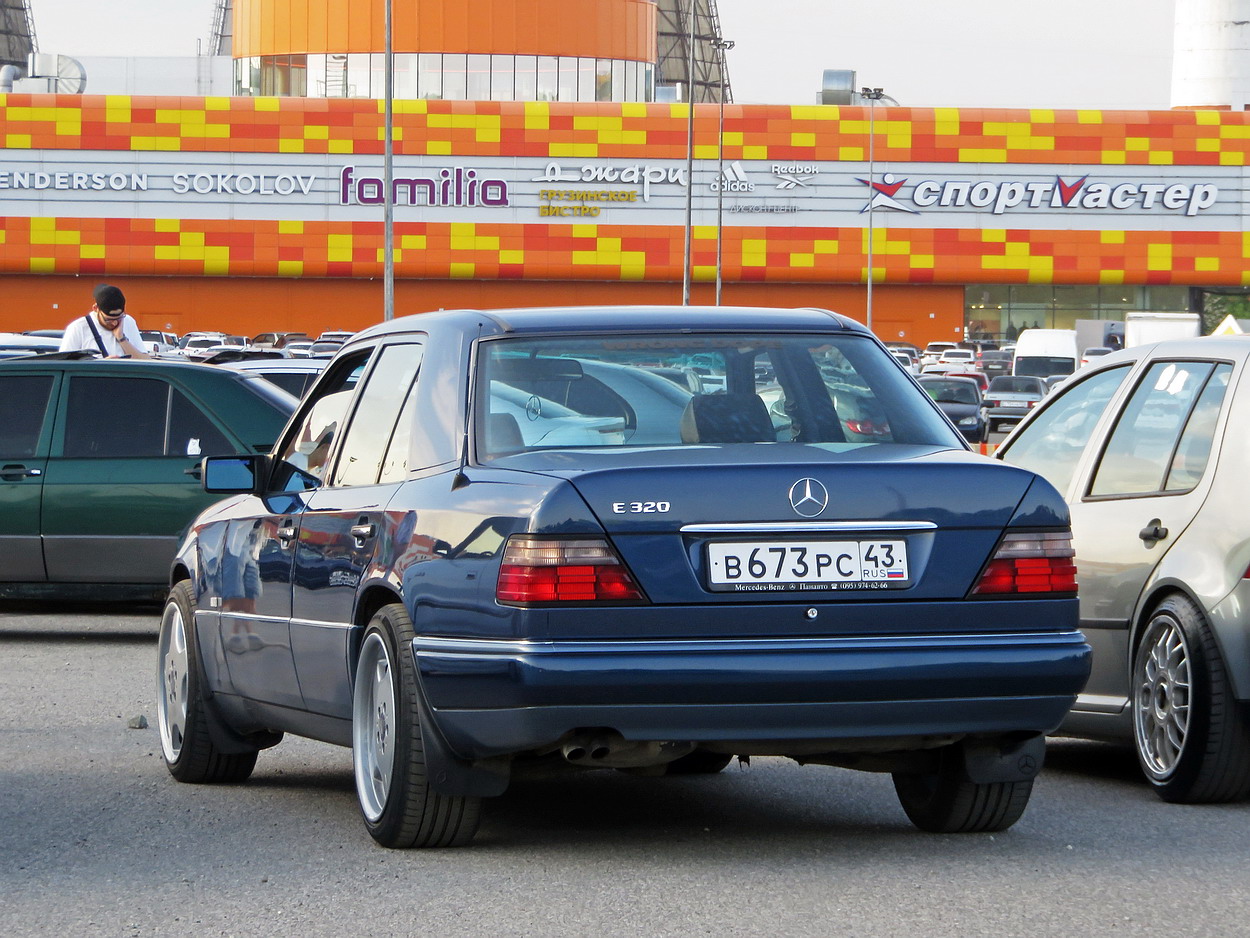 Кировская область, № В 673 РС 43 — Mercedes-Benz (W124) '84-96