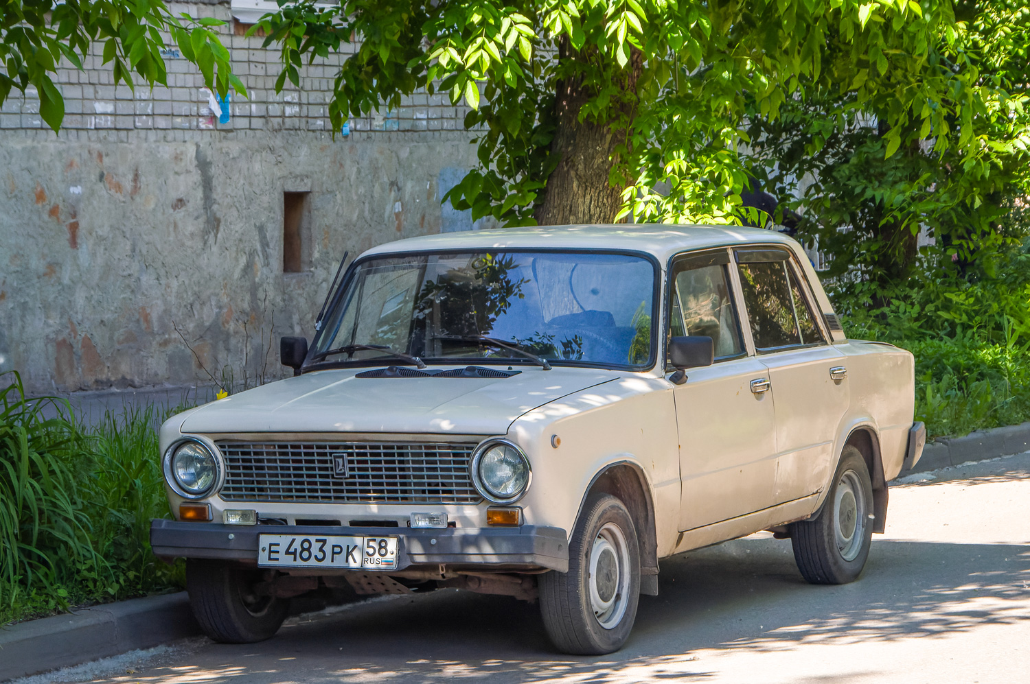 Пензенская область, № Е 483 РК 58 — ВАЗ-21013 Жигули '77-88