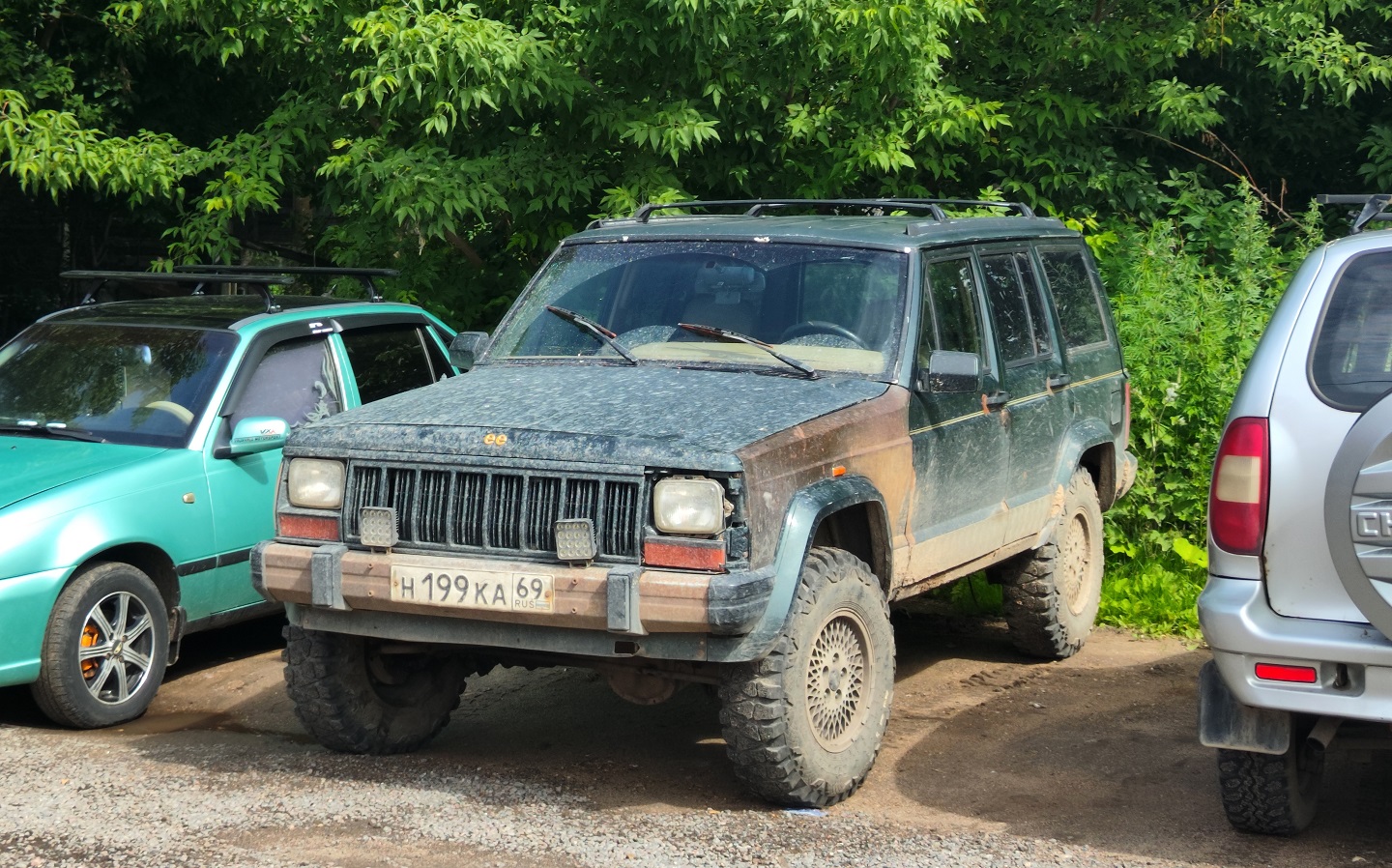 Тверская область, № Н 199 КА 69 — Jeep Grand Cherokee (ZJ) '92-98