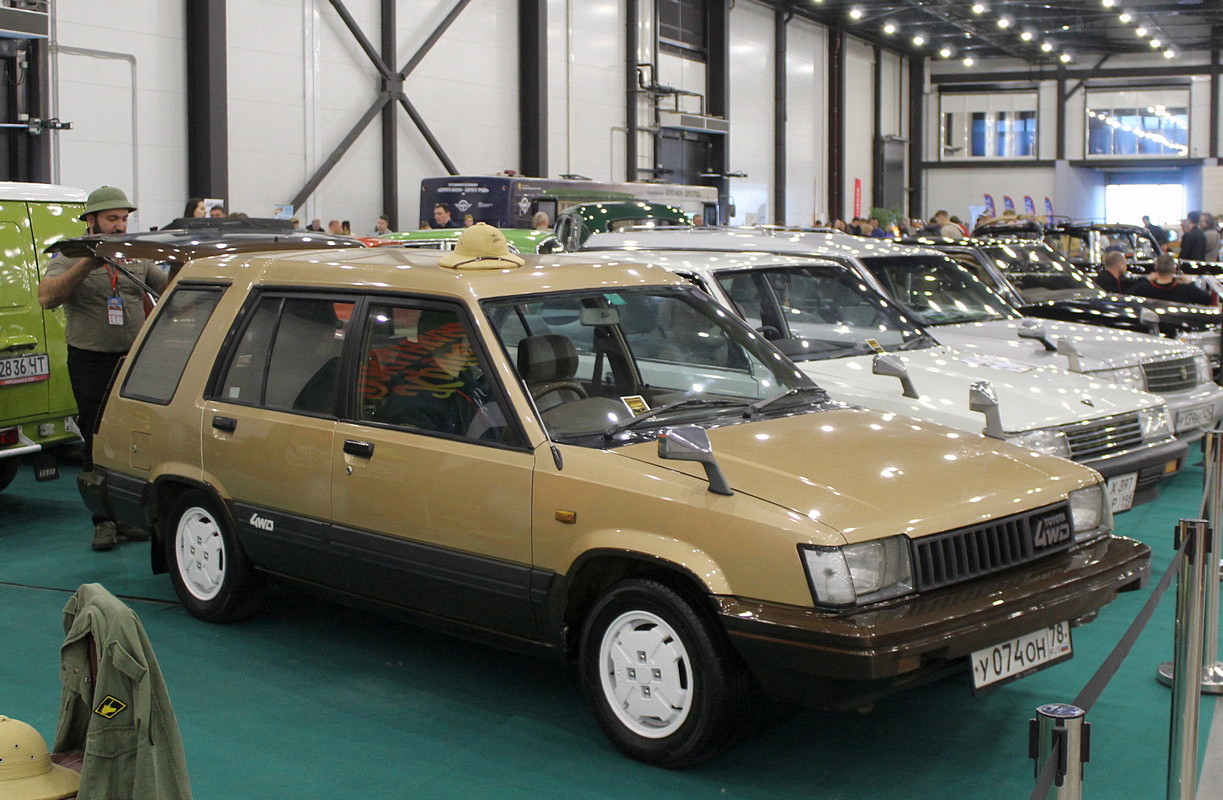 Санкт-Петербург, № У 074 ОН 78 — Toyota Sprinter Carib (AL25) '82-88; Санкт-Петербург — Олдтаймер-Галерея Ильи Сорокина