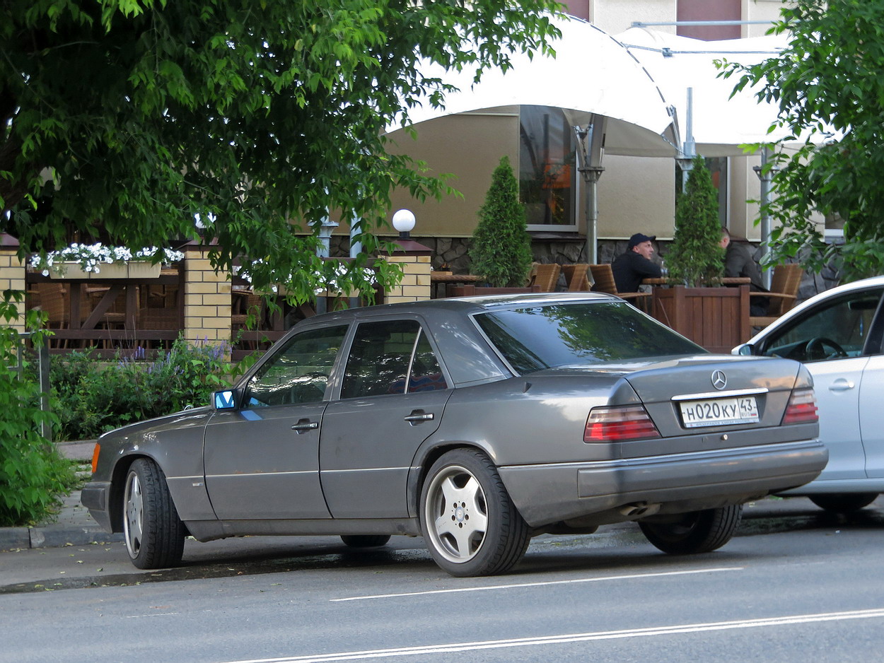 Кировская область, № Н 020 КУ 43 — Mercedes-Benz (W124) '84-96