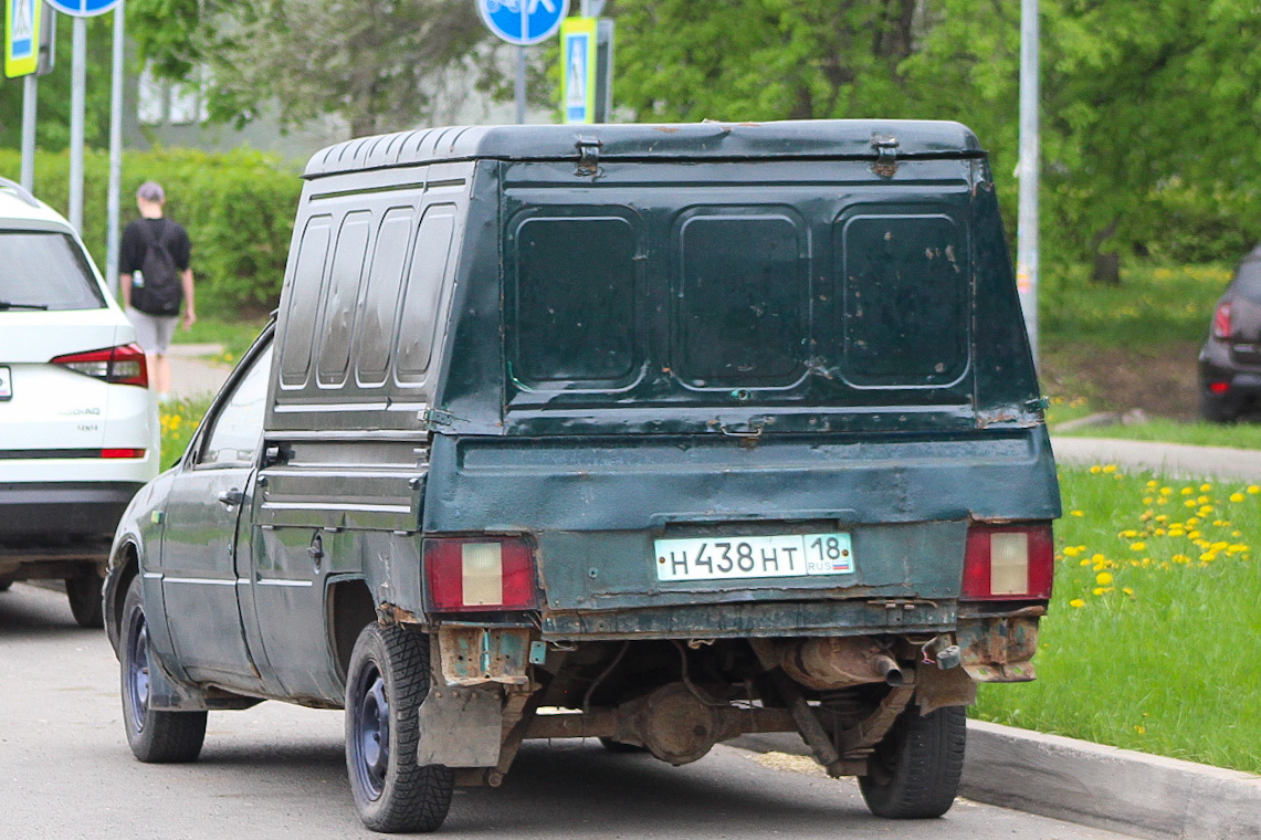 Удмуртия, № Н 438 НТ 18 — Иж-2717-230 '97-05
