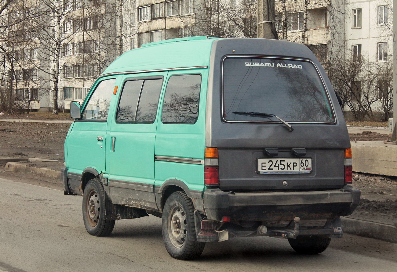 Псковская область, № Е 245 КР 60 — Subaru Libero '84-93
