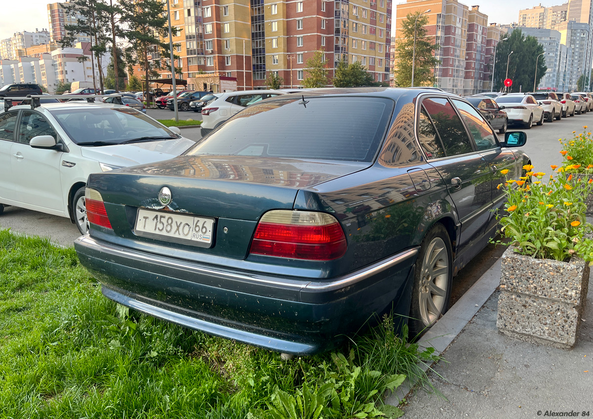 Свердловская область, № Т 158 ХО 66 — BMW 7 Series (E38) '94-01