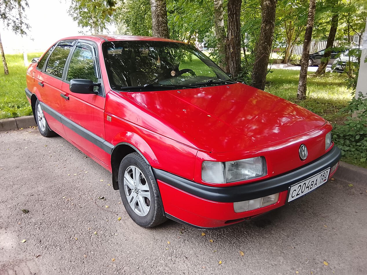 Ленинградская область, № С 204 ВА 180 — Volkswagen Passat (B3) '88-93