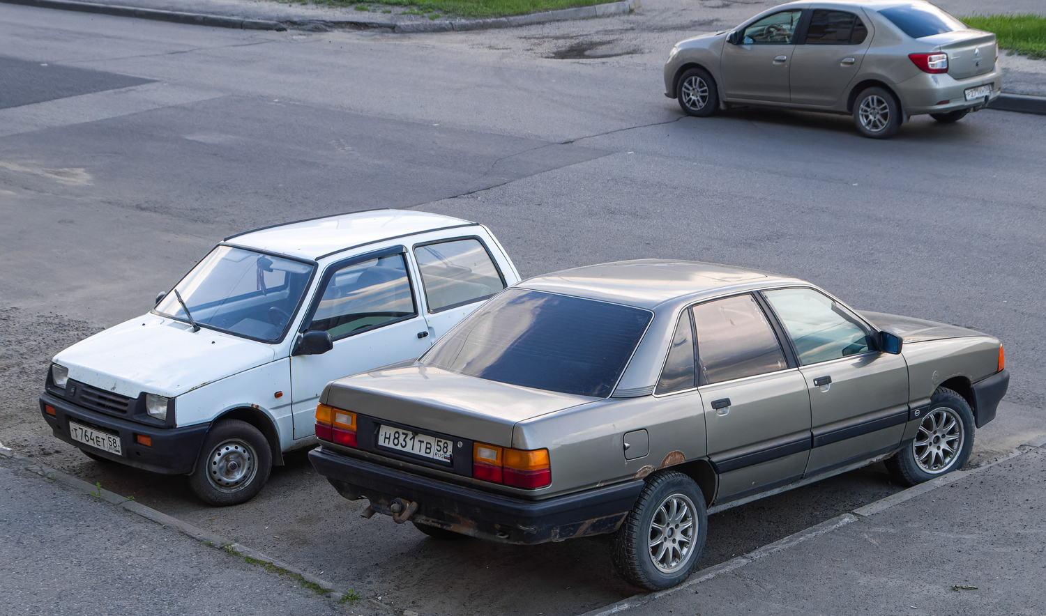 Пензенская область, № Н 831 ТВ 58 — Audi 100 (C3) '82-91