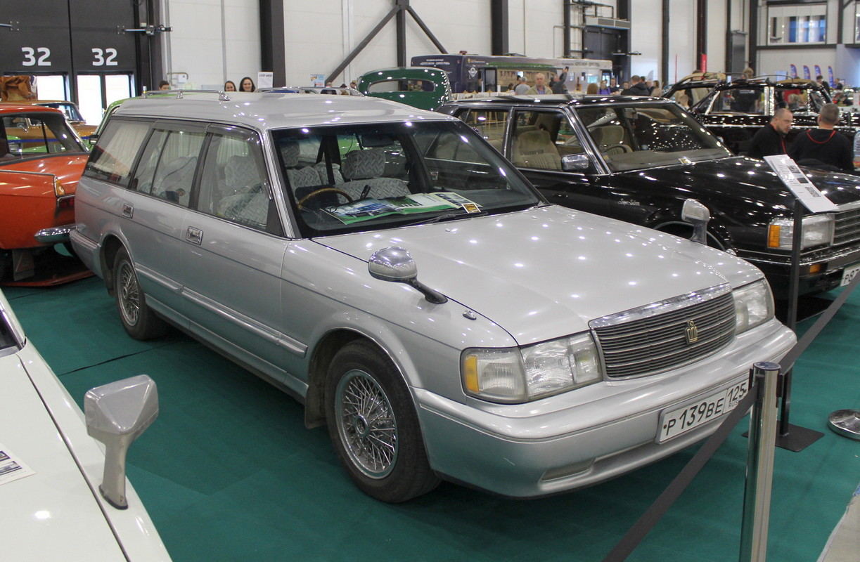 Приморский край, № Р 139 ВЕ 125 — Toyota Crown (S130) '87-91; Санкт-Петербург — Олдтаймер-Галерея Ильи Сорокина