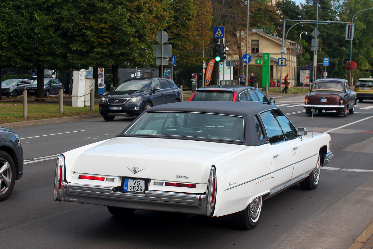 Латвия, № VS-2524 — Cadillac DeVille (4G) '71-76; Латвия — Retro Jūrmala 25