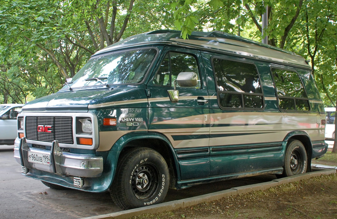 Москва, № Р 960 ХВ 199 — Chevrolet Van (3G) '71-96