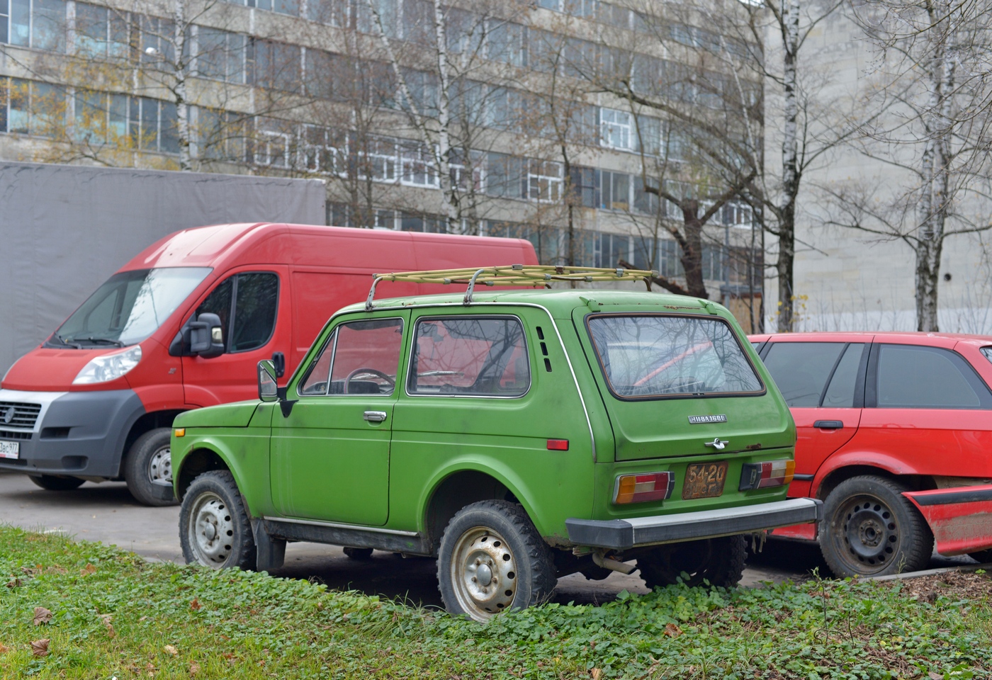 Москва, № 54-20 ЦСГ — ВАЗ-2121 Нива '77-94; Крым — Вне региона