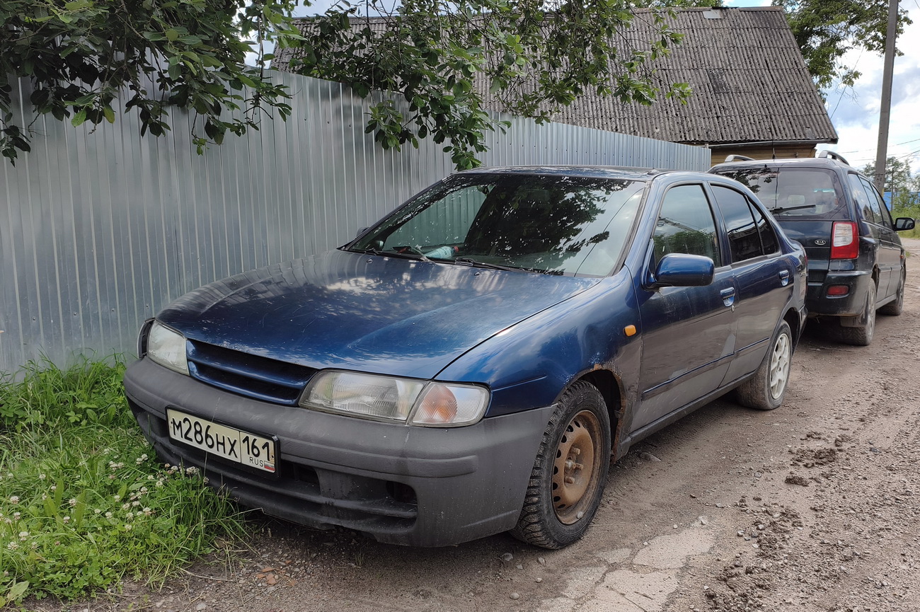 Псковская область, № М 286 НХ 161 — Nissan Almera (N15) '95-00