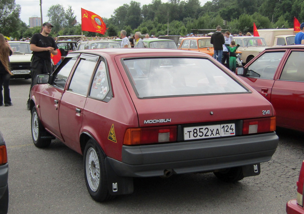 Красноярский край, № Т 852 ХА 124 — Москвич-214145 Святогор '98-99; Санкт-Петербург — Ежегодный праздник "День Москвича"