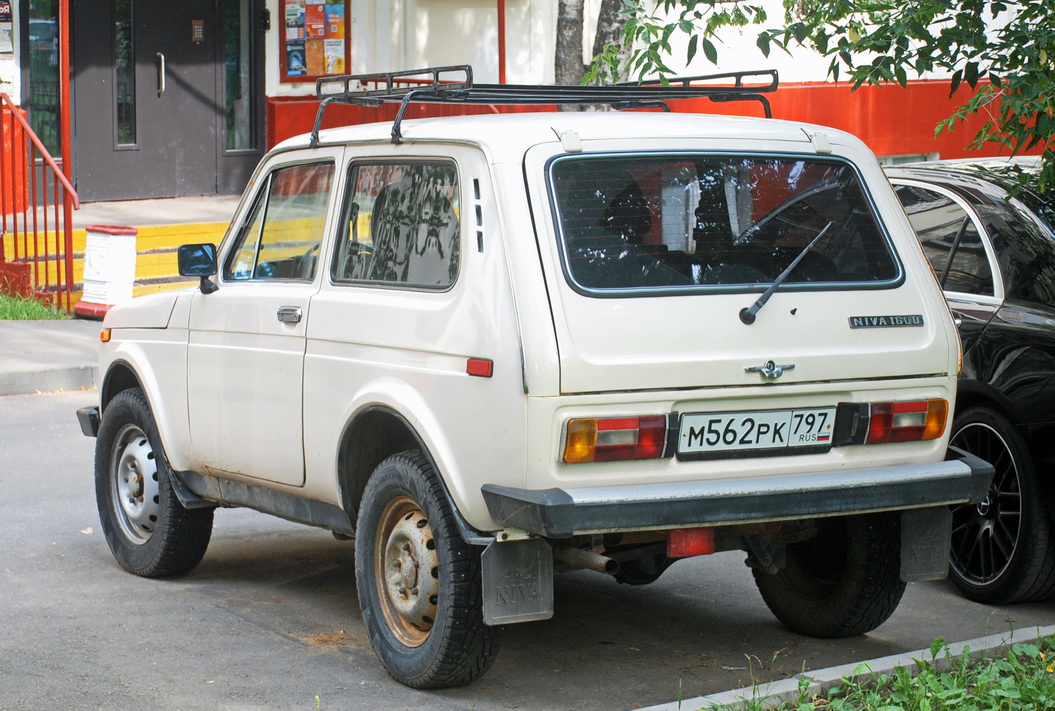 Москва, № М 562 РК 797 — ВАЗ-2121 Нива '77-94