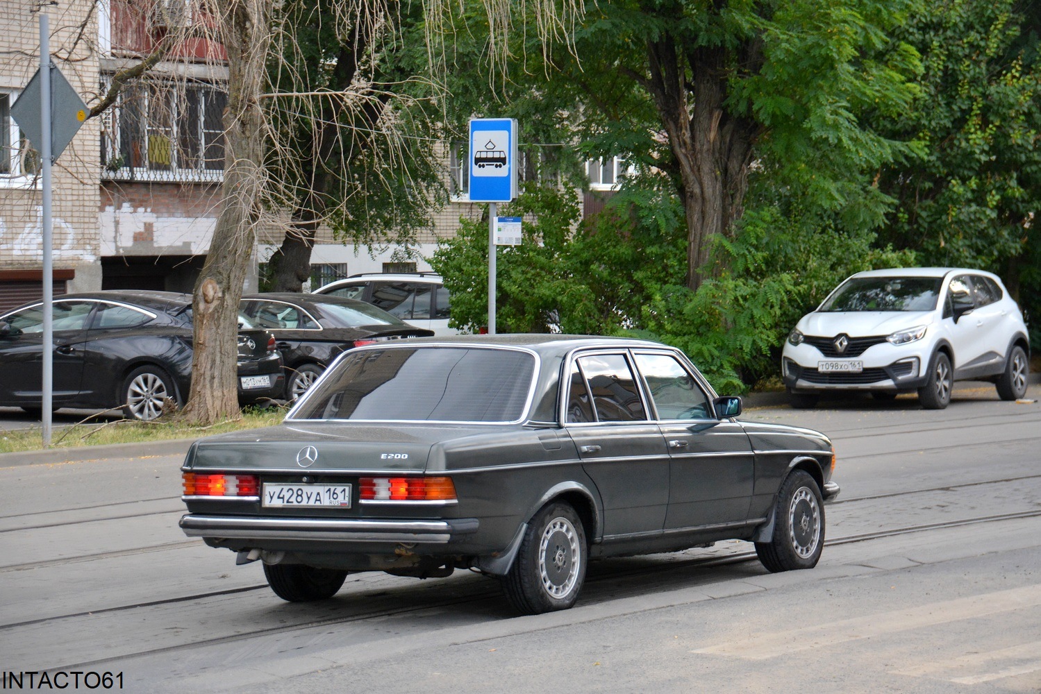 Ростовская область, № У 428 УА 161 — Mercedes-Benz (W123) '76-86