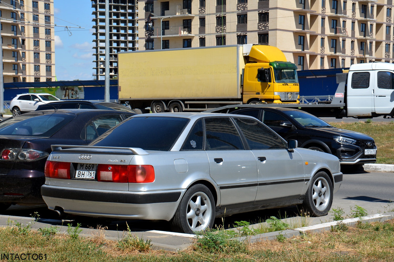 Ростовская область, № М 669 ВН 761 — Audi 80 (B4) '91-96