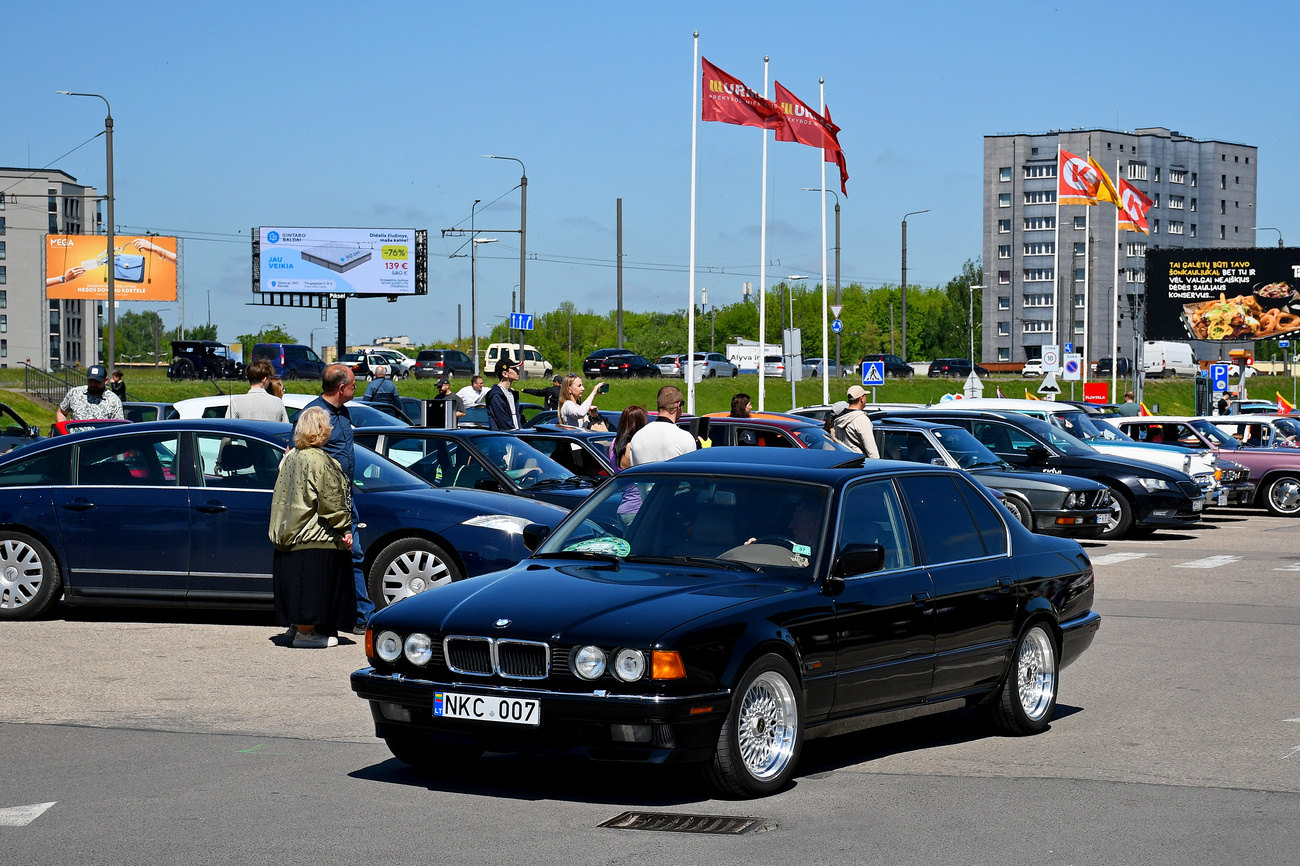 Литва, № NKC 007 — BMW 7 Series (E32) '86-94; Литва — Classic Auto Show Kaunas 2026