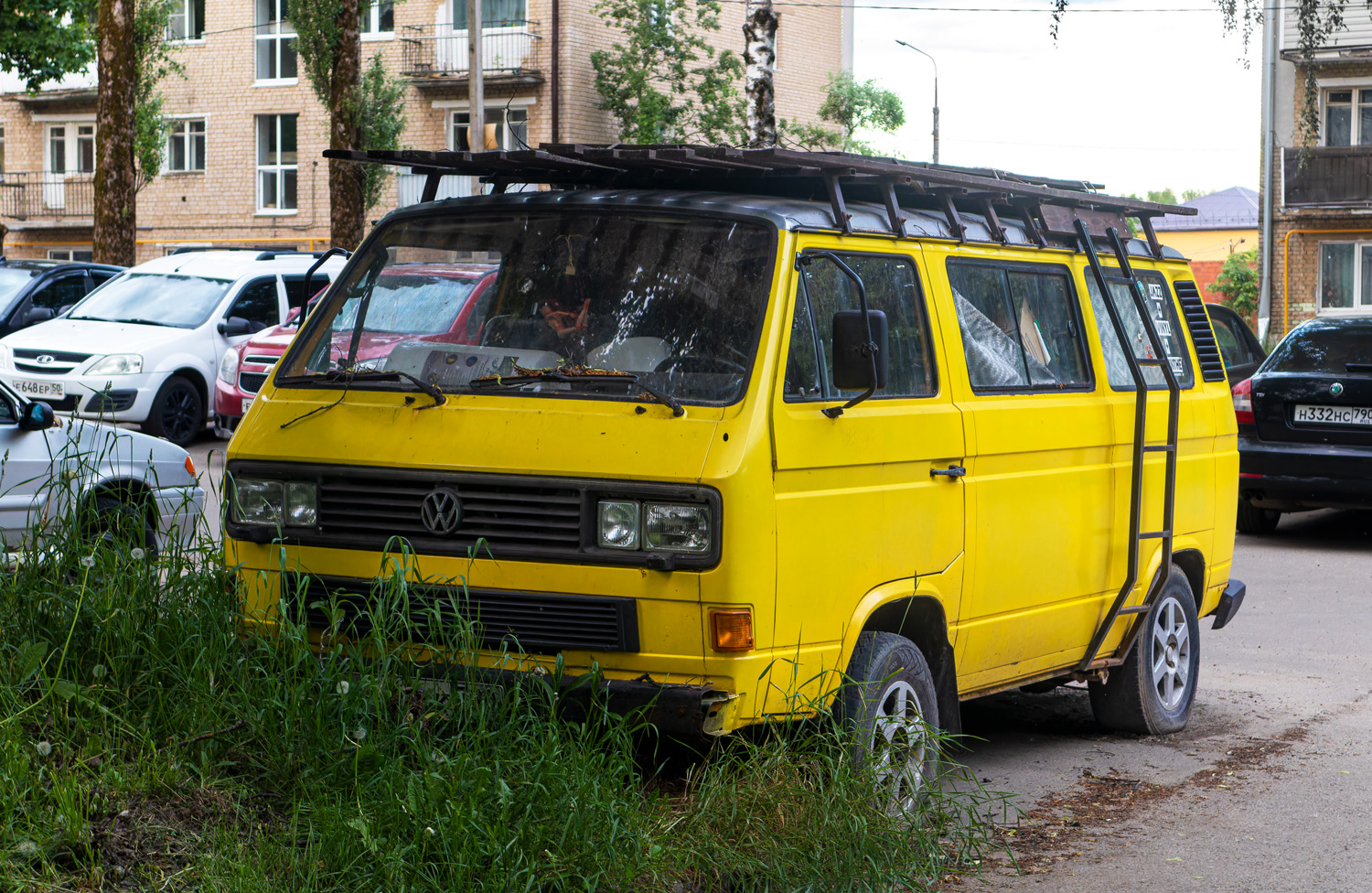 Московская область, № А 424 КК 790 — Volkswagen Caravelle (T3) '81-92