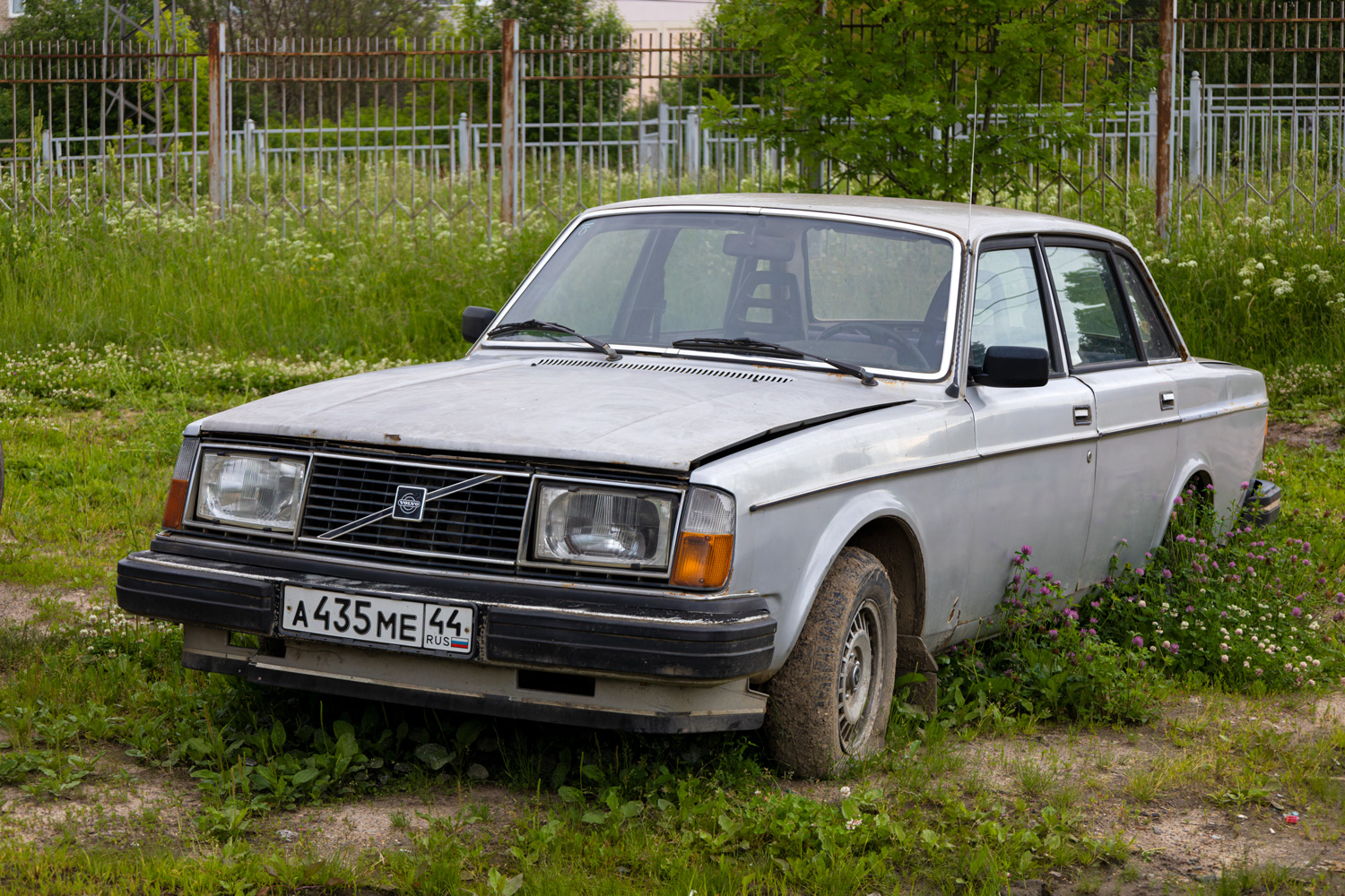 Костромская область, № А 435 МЕ 44 — Volvo 244 GL '79-81