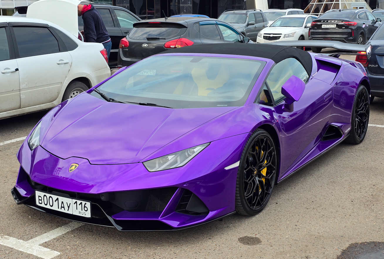 Татарстан, № В 001 АУ 116 — Lamborghini Huracan '14-24