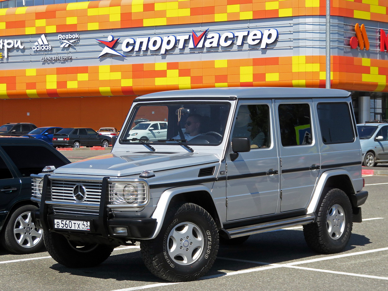 Кировская область, № В 560 ТХ 43 — Mercedes-Benz (W463) '90-97; Кировская область — Выставка ретро-автомобилей в Кирове 18 июля 2026 года
