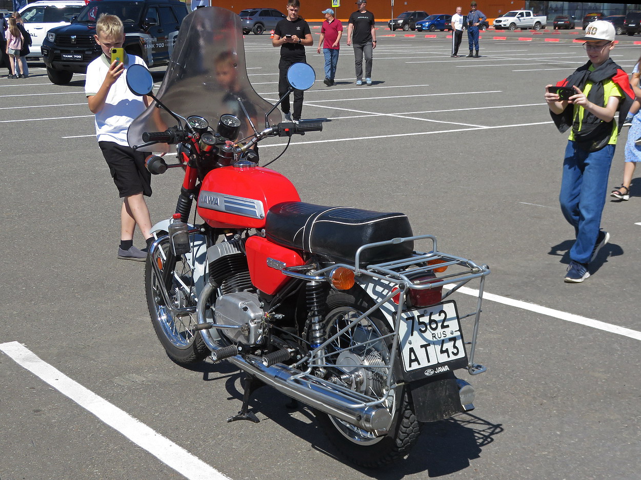 Кировская область, № 7562 АТ 43 — Jawa 350 typ 634 '73-85; Кировская область — Выставка ретро-автомобилей в Кирове 18 июля 2026 года