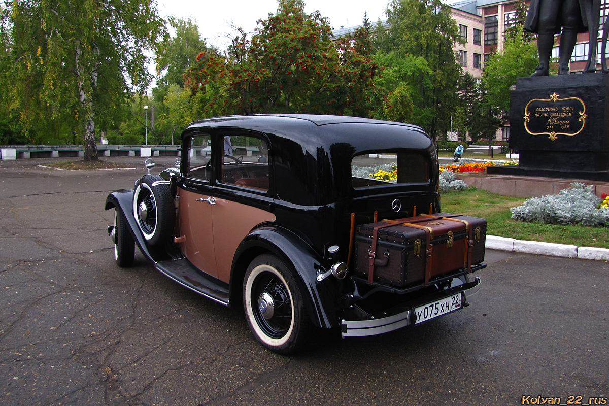 Алтайский край, № У 075 ХН 22 — Mercedes-Benz 290 (W18) '33-37; Алтайский край — Выставки ко дню города Барнаул, 2019 г.