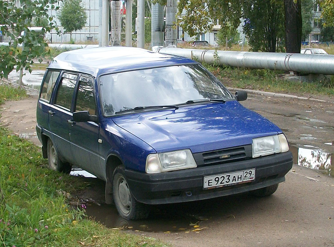Архангельская область, № Е 923 АН 29 — Иж-21261-030 '04-05
