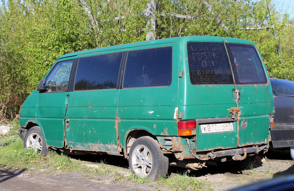 Ленинградская область, № К 210 СС 47 — Volkswagen Typ 2 (T4) '90-03