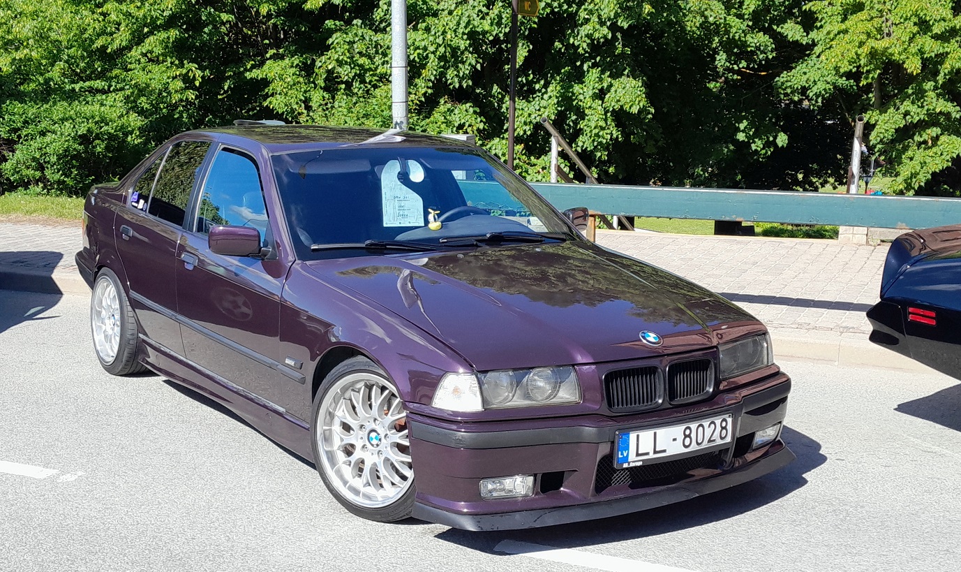 Латвия, № LL-8028 — BMW 3 Series (E36) '90-00