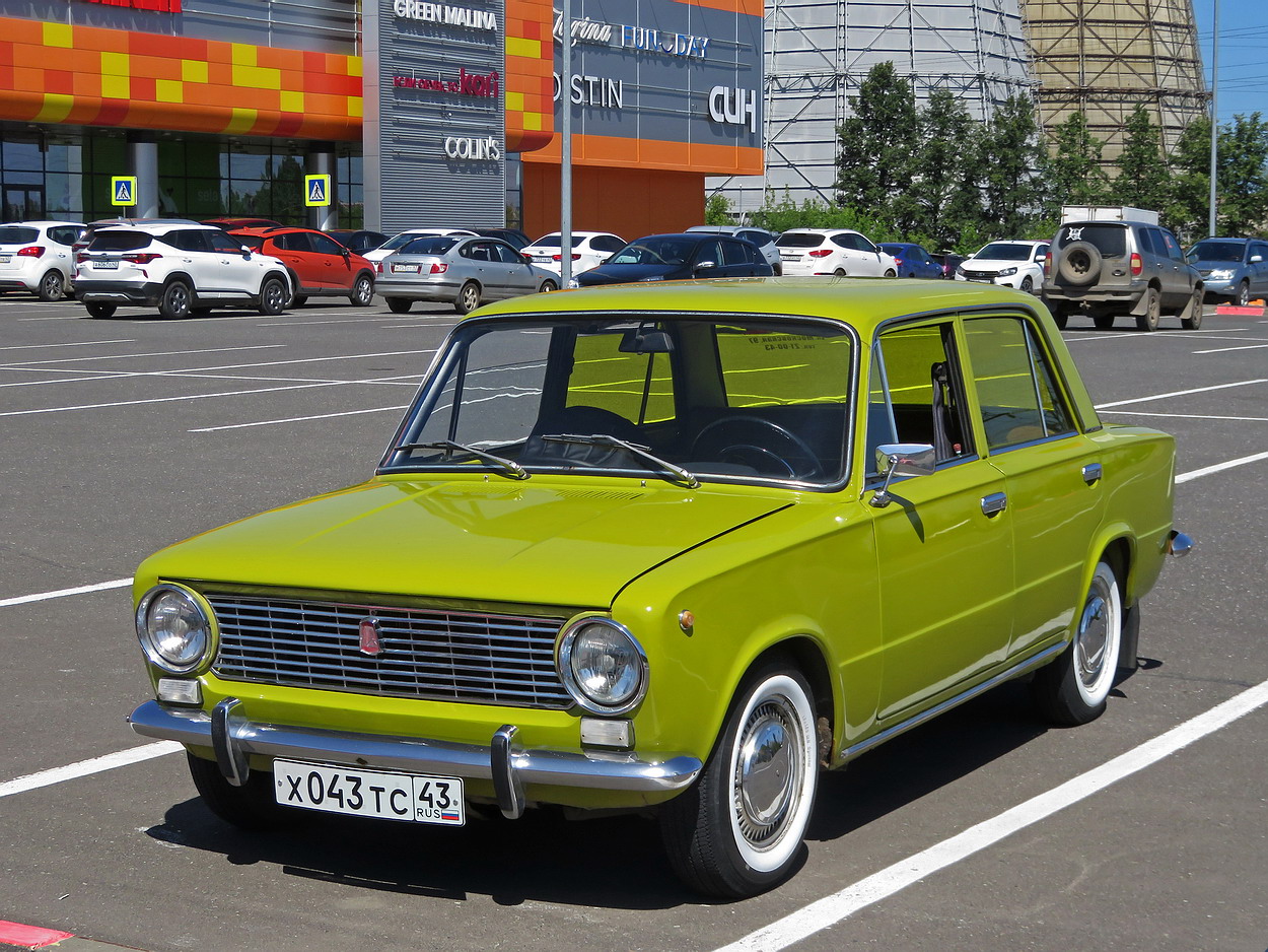 Кировская область, № Х 043 ТС 43 — ВАЗ-2101 Жигули '70-83; Кировская область — Выставка ретро-автомобилей в Кирове 18 июля 2026 года